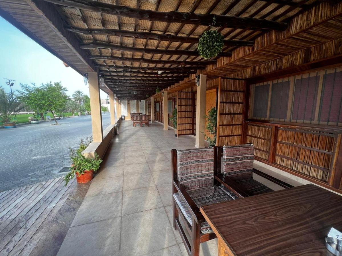 Daraysh Hotel Adh Dhayd Exterior photo